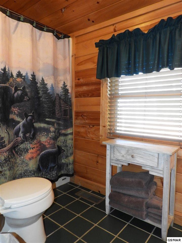 2039 Ridgecrest Loop Lane Sevierville, TN 37876 - Photo 31 of 35 Gallery Image 31