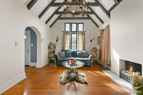 $77,000 | 7117 West Florissant Avenue, St. Louis, MO 63136