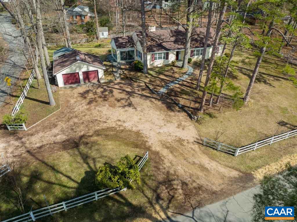1644 St Annes Road Charlottesville, VA 22901 - Photo 3 of 58