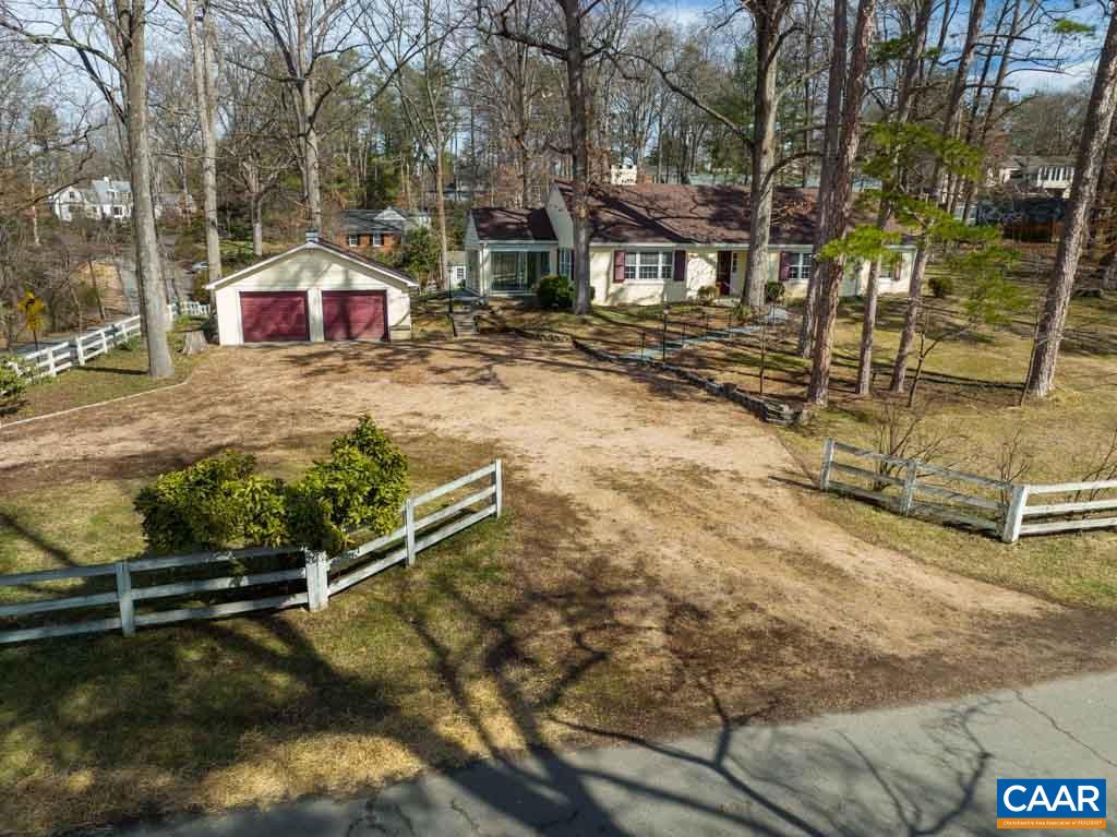 1644 St Annes Road Charlottesville, VA 22901 - Photo 5 of 58 a view of a yard with wooden fence