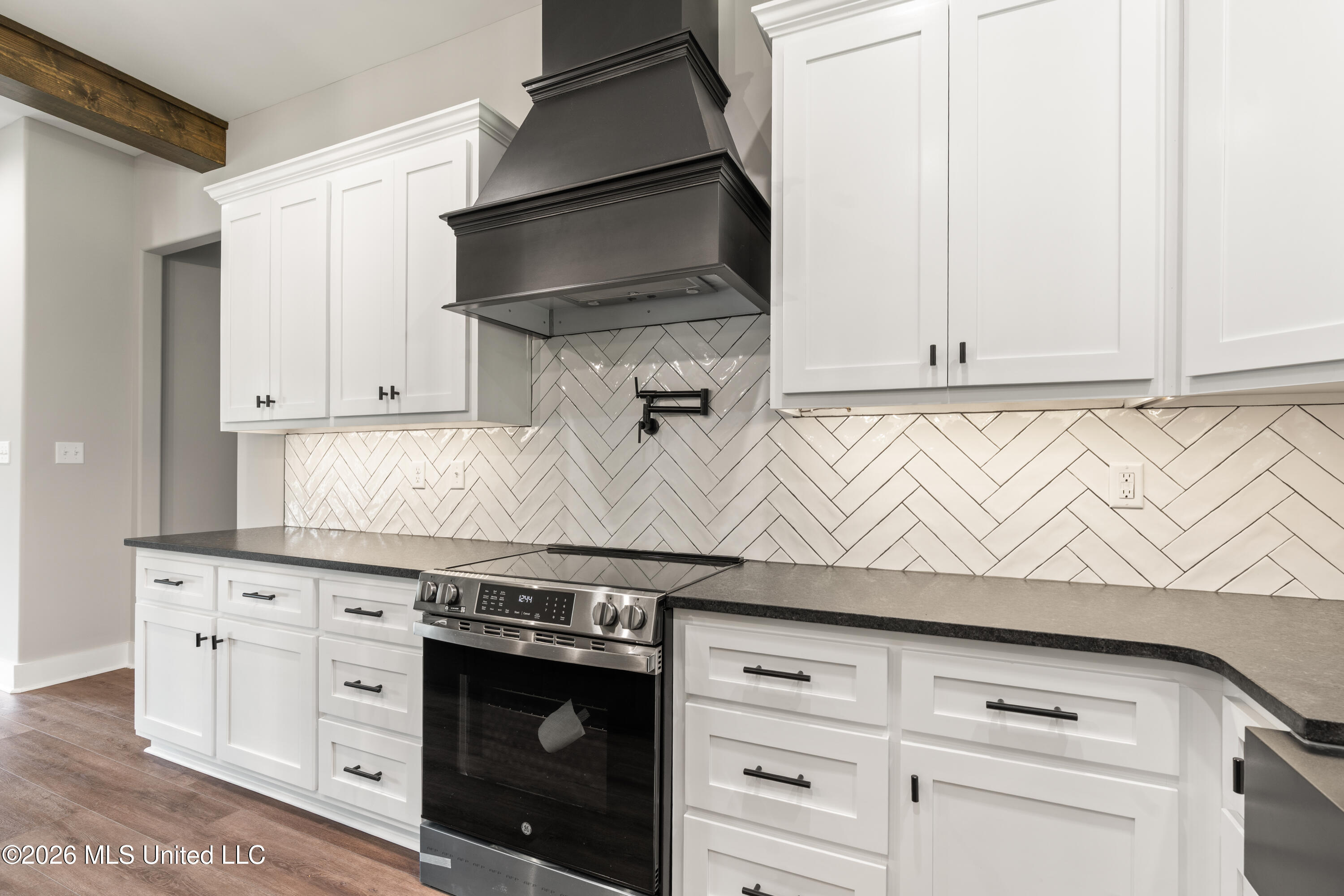 124 Drake Lane Red Banks, MS 38661 - Photo 12 of 30 Kitchen
