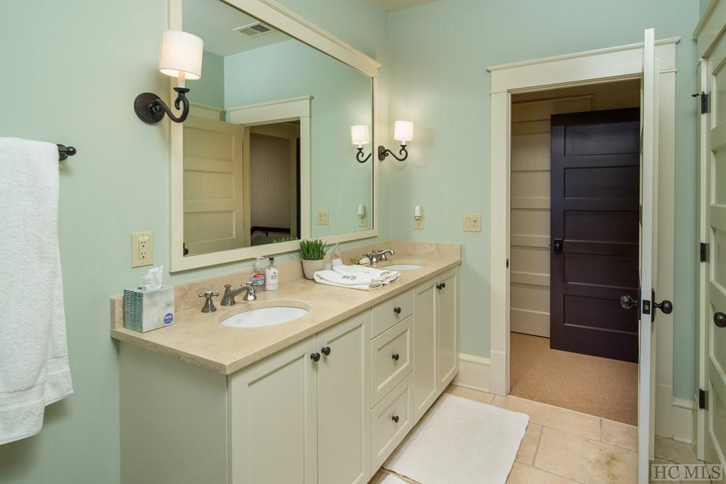424 Gristmill Ridge Highlands, NC 28741 - Photo 35 of 59 Gallery Image 35