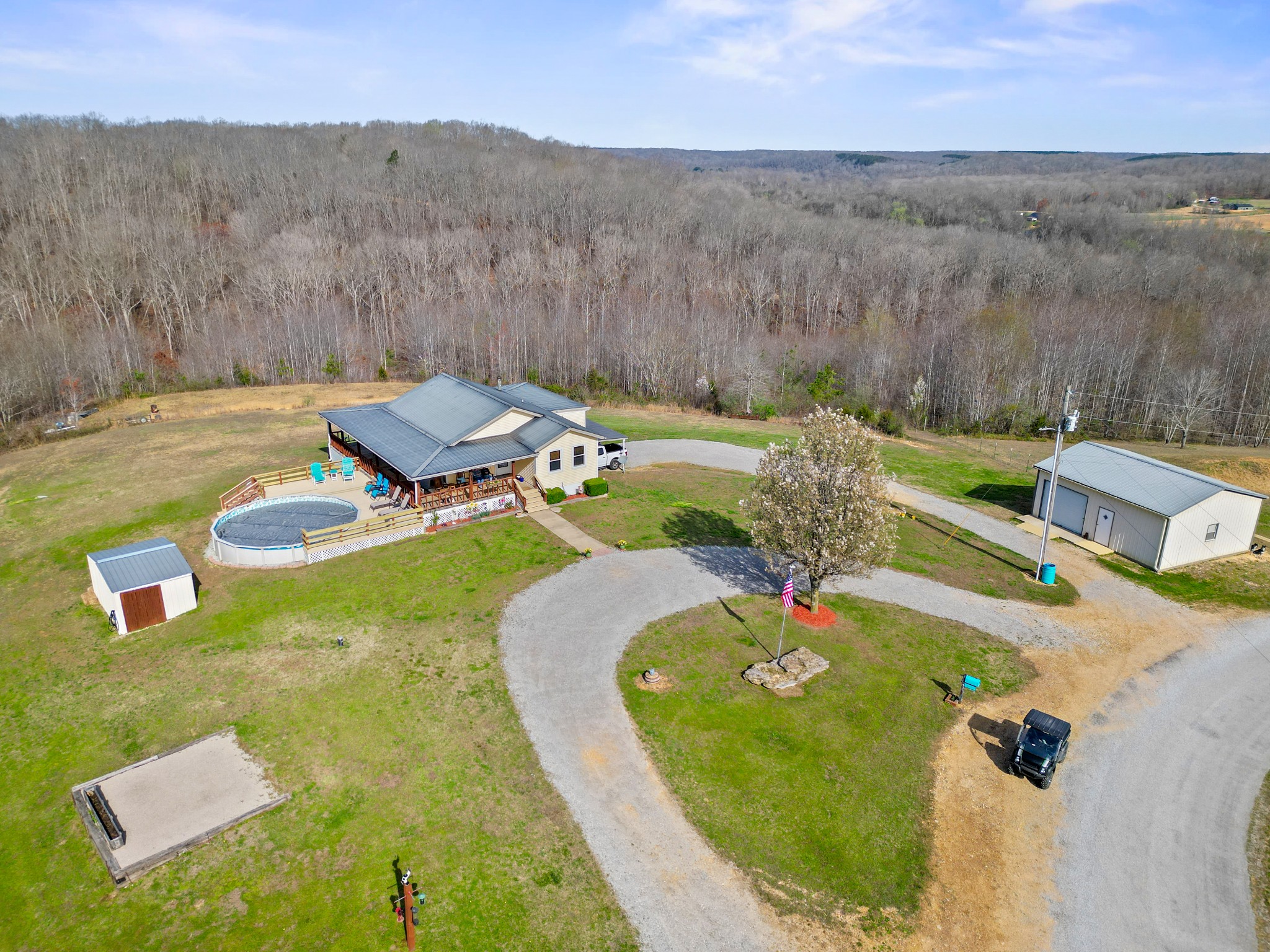131 Turkey Ridge Road Summertown, TN 38483 - Photo 3 of 29 Gallery Image 3