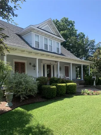 $330,000 | 607 2nd Street, Honey Grove, TX 75446