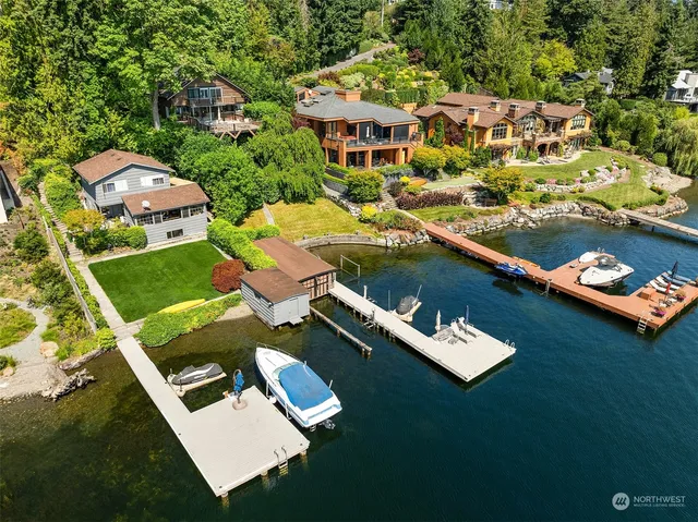 $6,780,000 | 450 Overlake Drive East, Medina, WA 98039