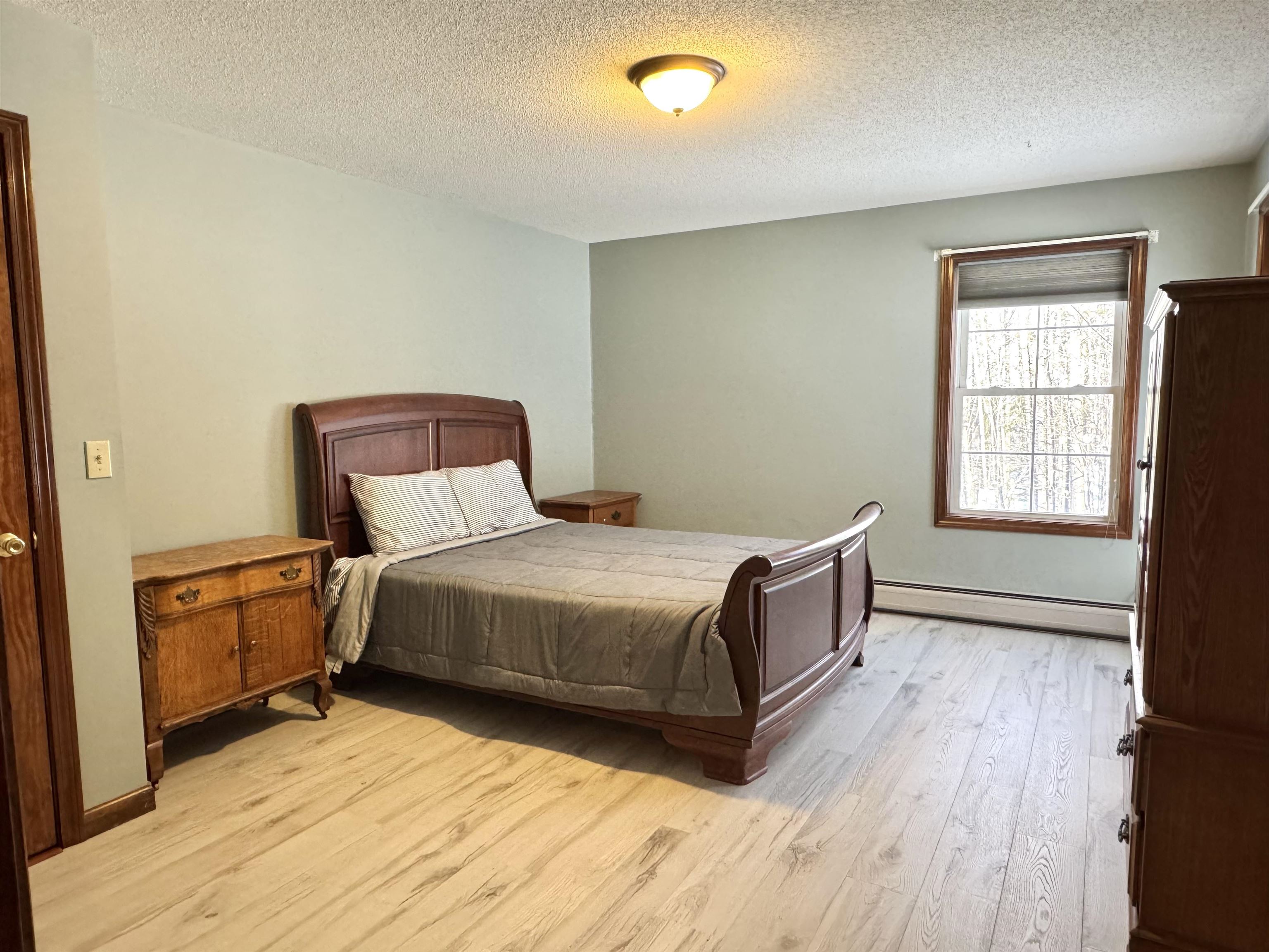 866 Ridge Hill Drive Derby, VT 05855 - Photo 13 of 37