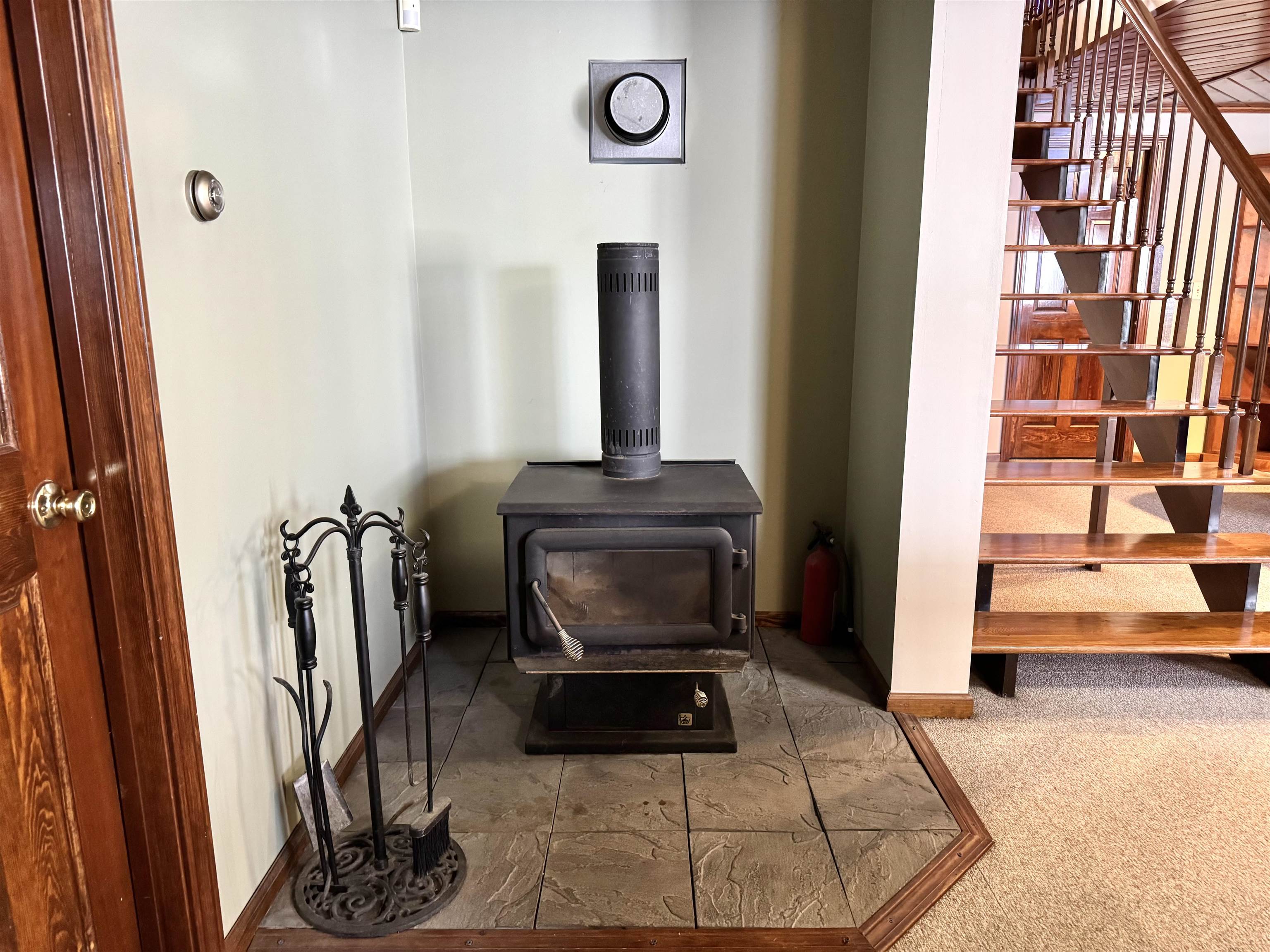 866 Ridge Hill Drive Derby, VT 05855 - Photo 24 of 37