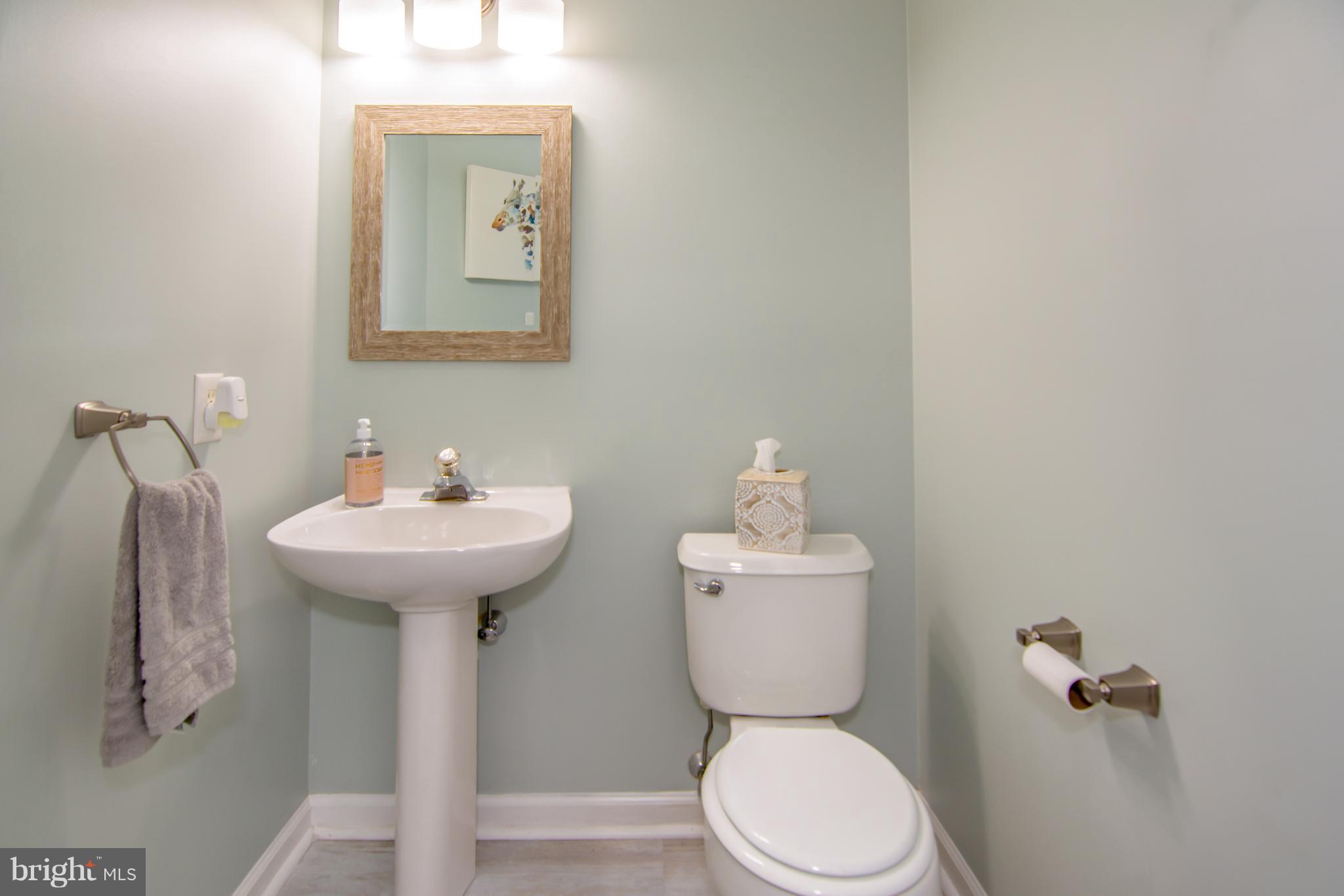 2660 Summers Ridge Drive Odenton, MD 21113 - Photo 14 of 36 Powder Room on Main Level