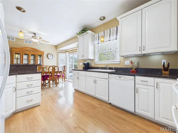 $368,900 | 8716 Wildewood Drive, Worden, IL 62097