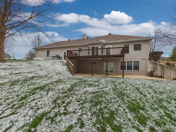 $377,000 | 8716 Wildewood Drive, Worden, IL 62097