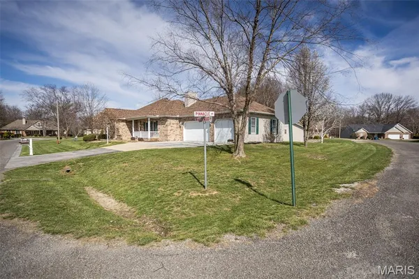 $368,900 | 8716 Wildewood Drive, Worden, IL 62097