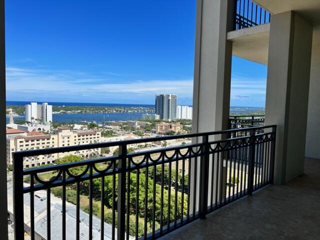550 Okeechobee Boulevard, Unit MPH02 West Palm Beach, FL 33401 - Photo 20 of 32 a view of city from a balcony