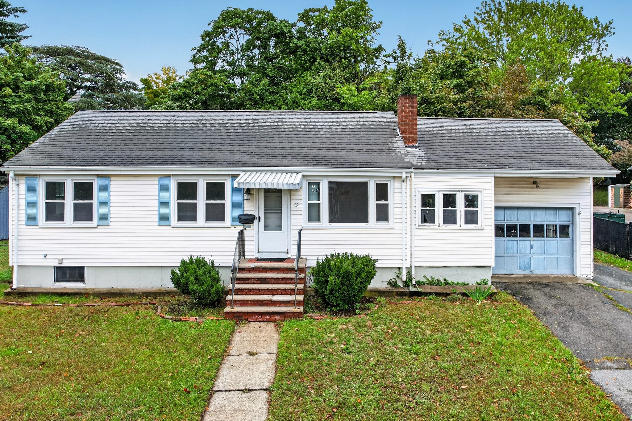 Maison à vendre à Braintree — $ 599,000 — Buyest