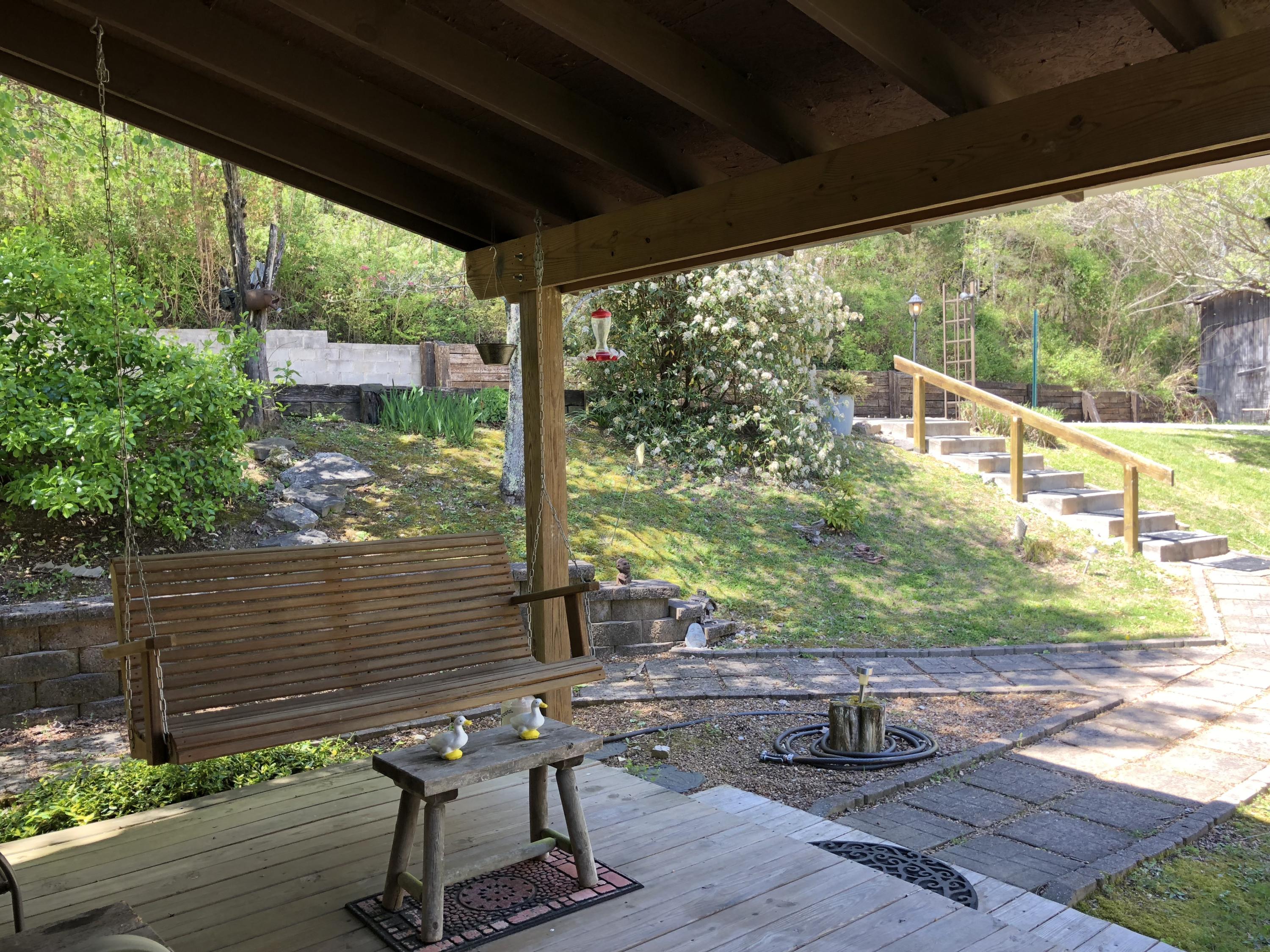 787 Mt Zion Road Jacksboro, TN 37757 - Photo 16 of 35 Covered porch