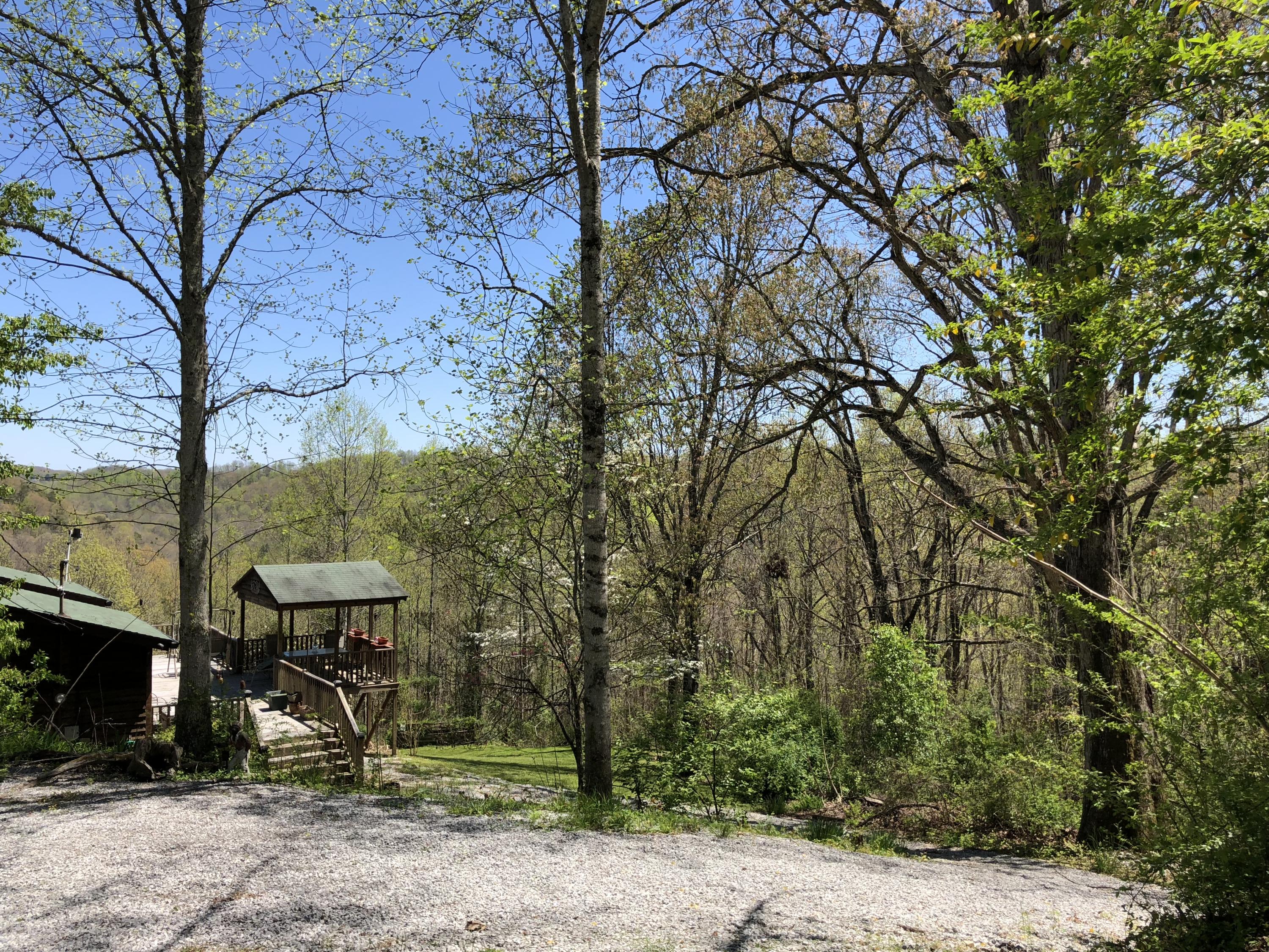 787 Mt Zion Road Jacksboro, TN 37757 - Photo 26 of 35 Parking area