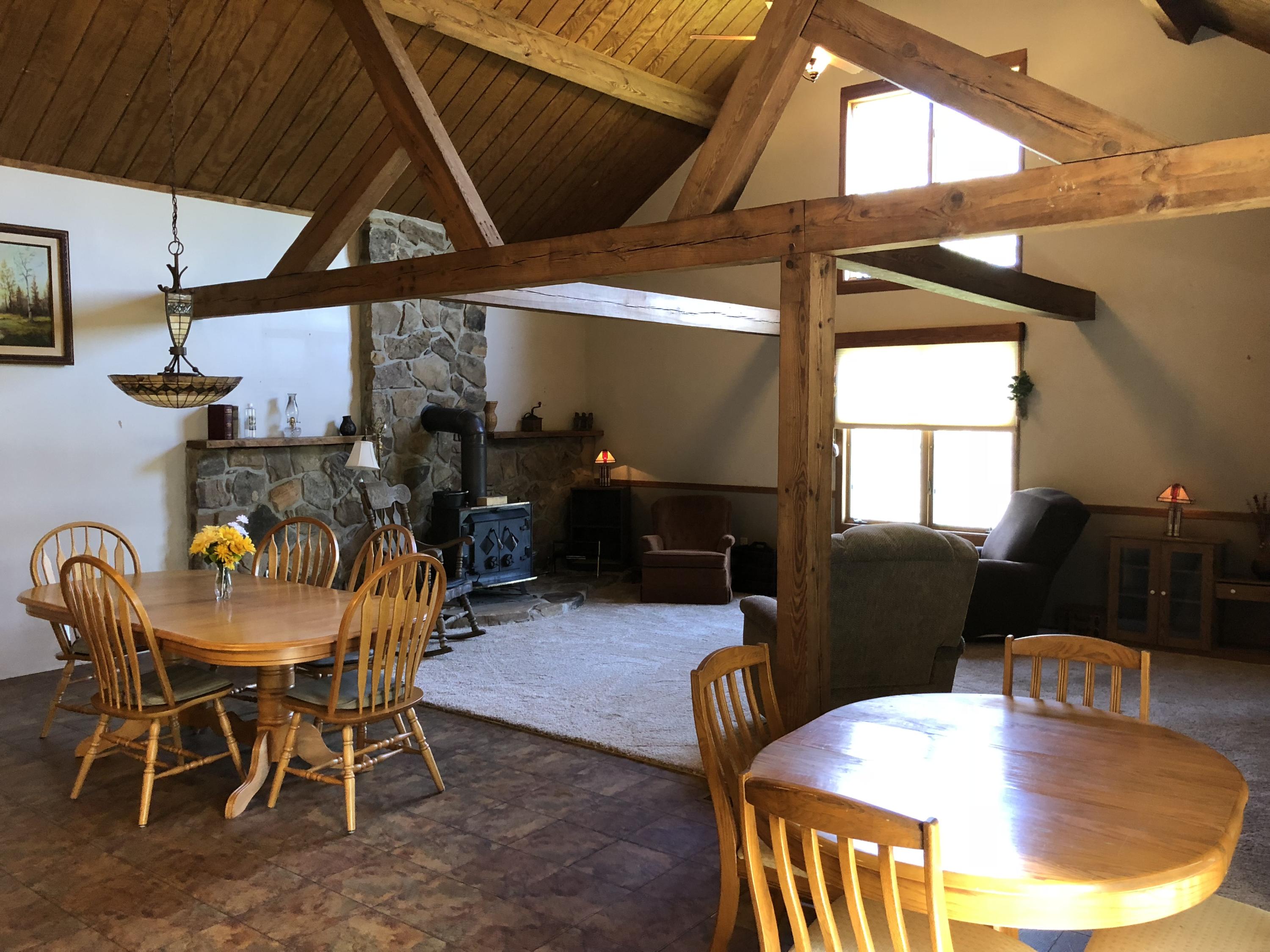 787 Mt Zion Road Jacksboro, TN 37757 - Photo 6 of 35 Dining area