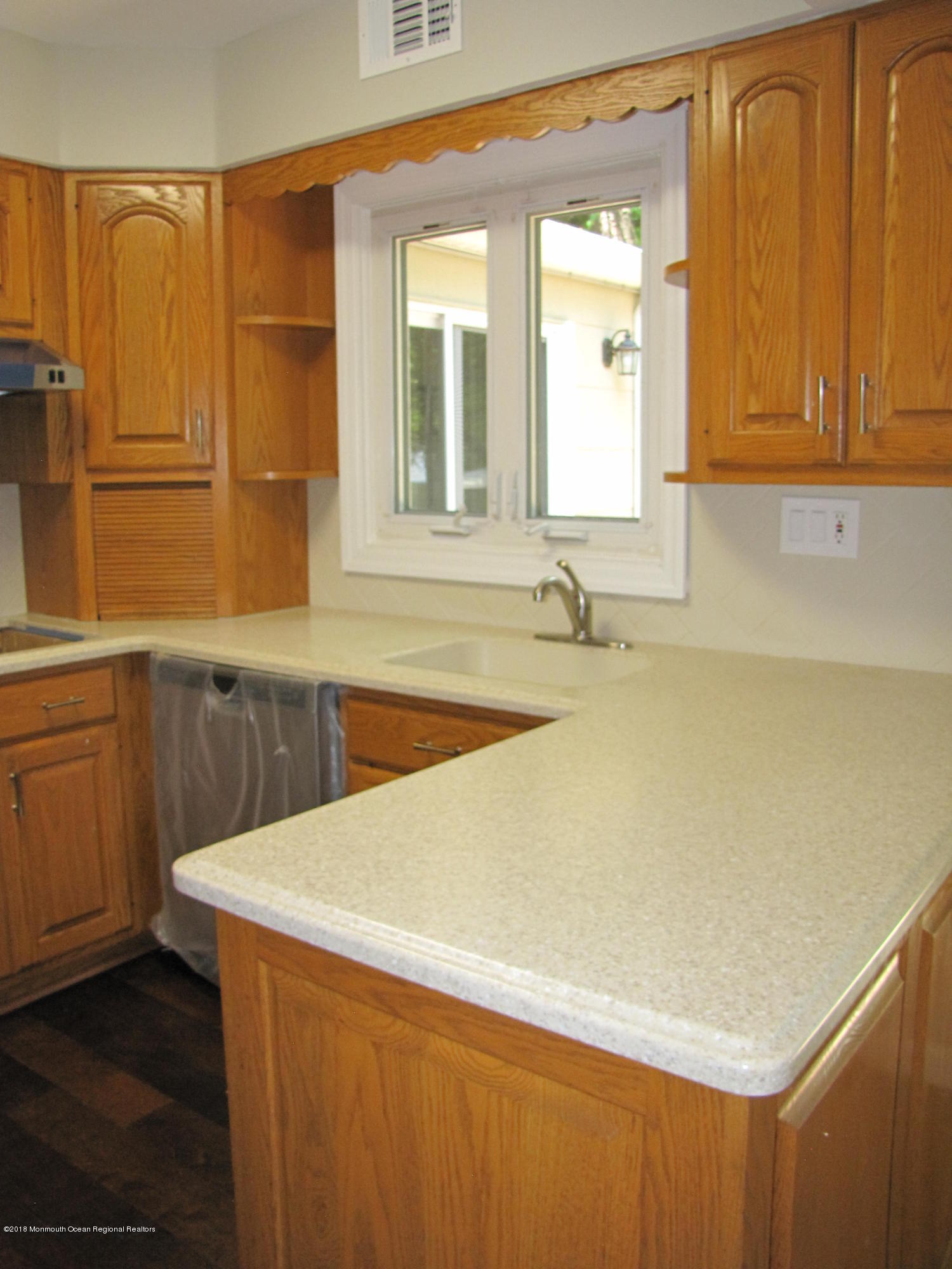 6 Hastings Road Marlboro, NJ 07746 - Photo 10 of 38 039