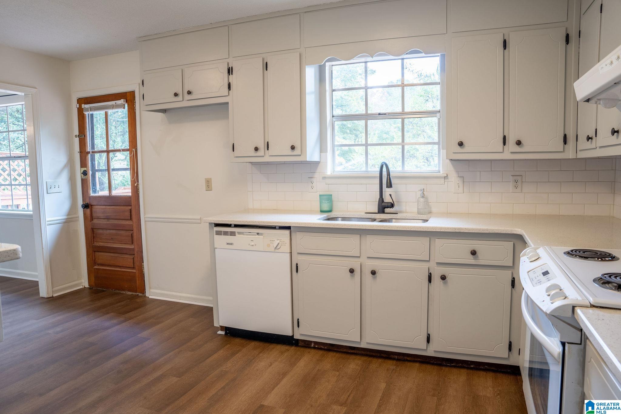2420 Jana Road Birmingham, AL 35235 - Photo 9 of 26