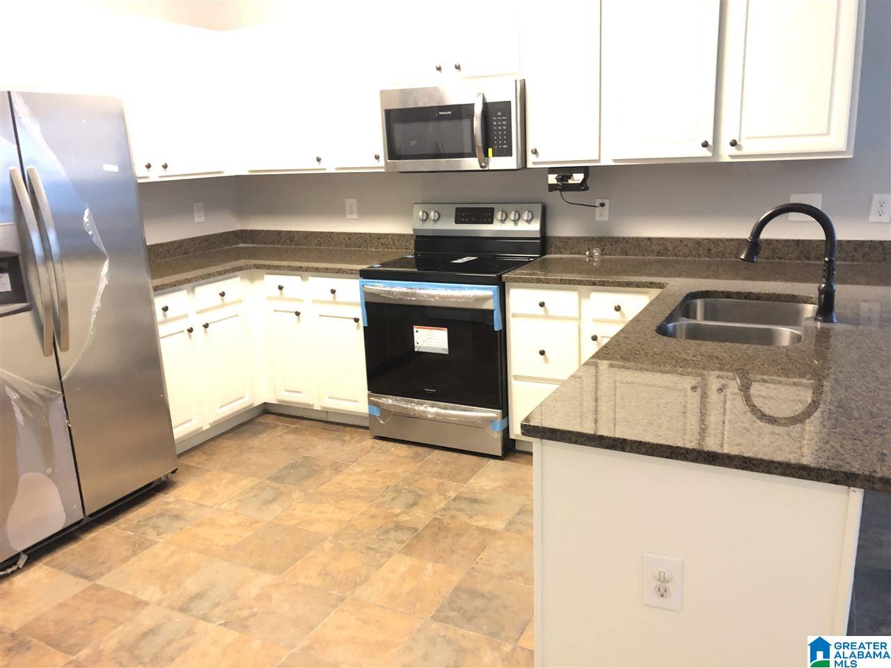 1305 Deer Trail Road Birmingham, AL 35226 - Photo 4 of 21