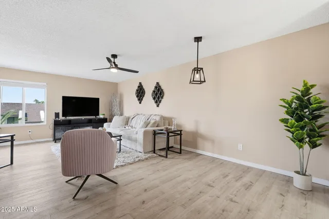 $185,000 | 5518 East Lindstrom Lane, Unit 3012, Mesa, AZ 85215