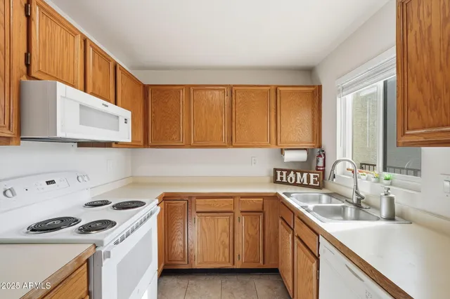 $185,000 | 5518 East Lindstrom Lane, Unit 3012, Mesa, AZ 85215