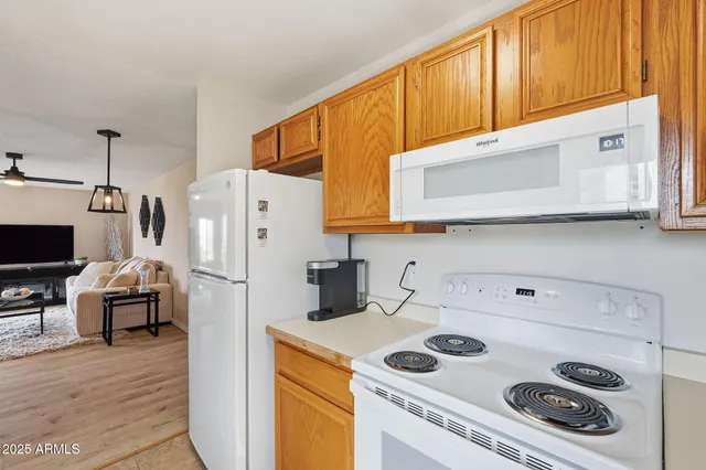 $185,000 | 5518 East Lindstrom Lane, Unit 3012, Mesa, AZ 85215