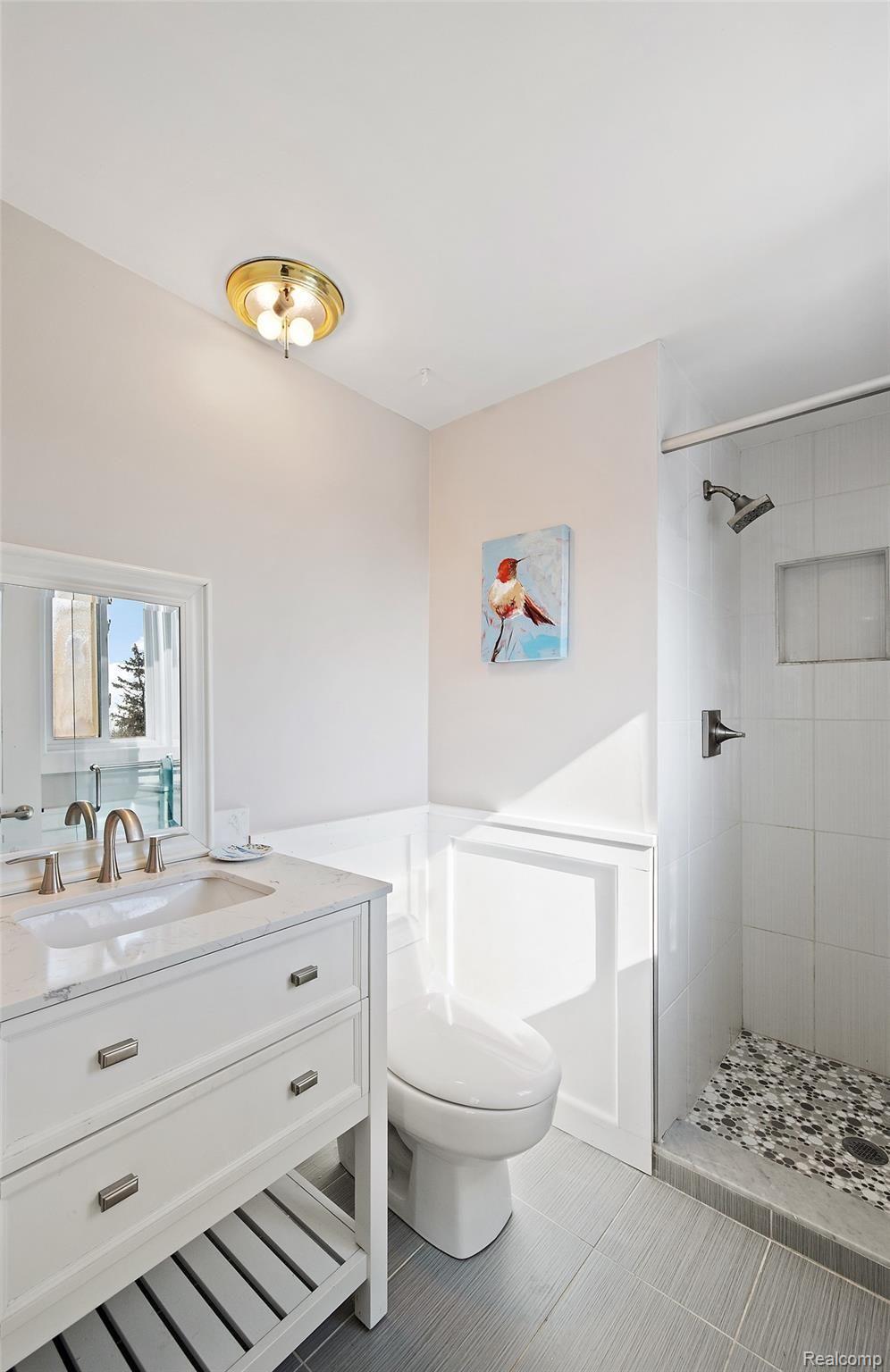 638 Abbey Court Rochester, MI 48307 - Photo 23 of 40 638 Abbey Ct-31.jpg