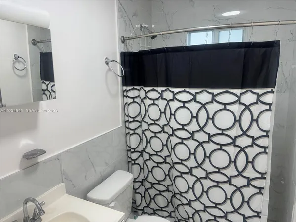 $1,500 | 1261 Northeast 209th Terrace, Unit 1, Miami, FL 33179