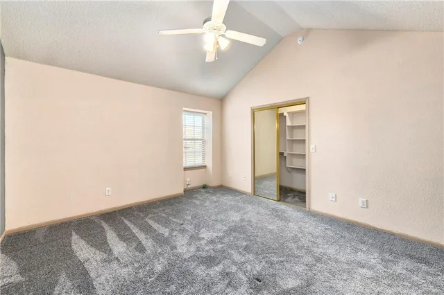 $200,000 | 722 Southeast 13 Street, Lee's Summit, MO 64081