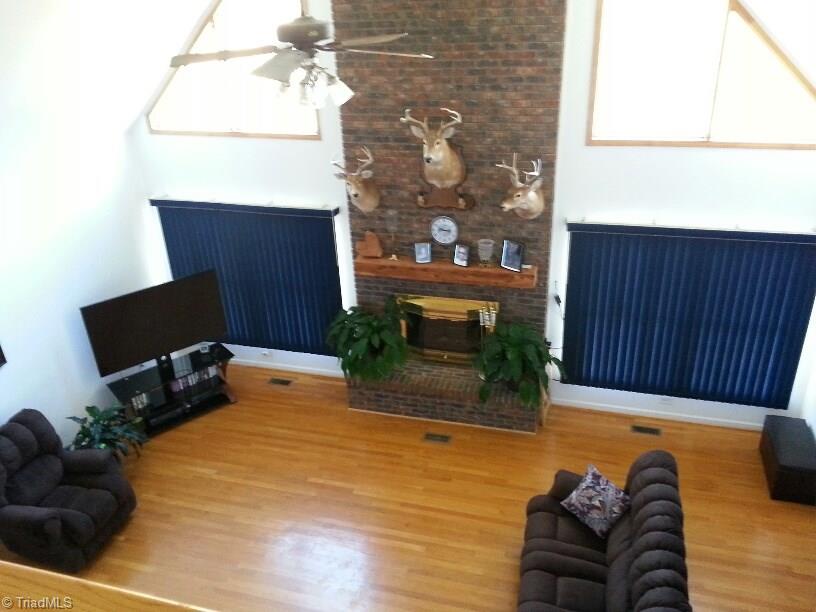 820 Barnes Road Eden, NC 27288 - Photo 5 of 12 Gallery Image 5