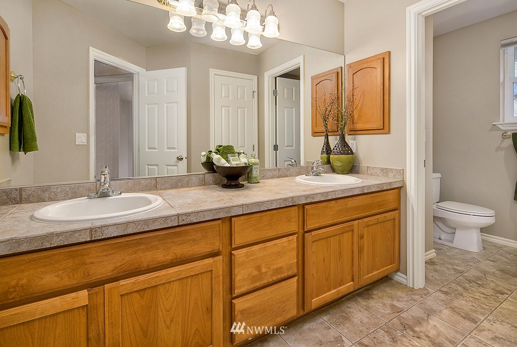 2008 Elma Place Northeast Renton, WA 98059 - Photo 16 of 19