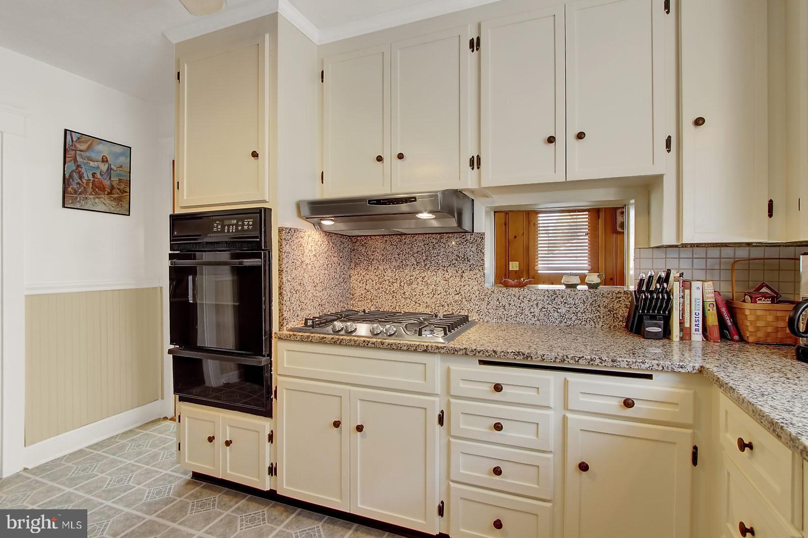 215 Princess Street Hanover, PA 17331 - Photo 8 of 25 Gallery Image 8