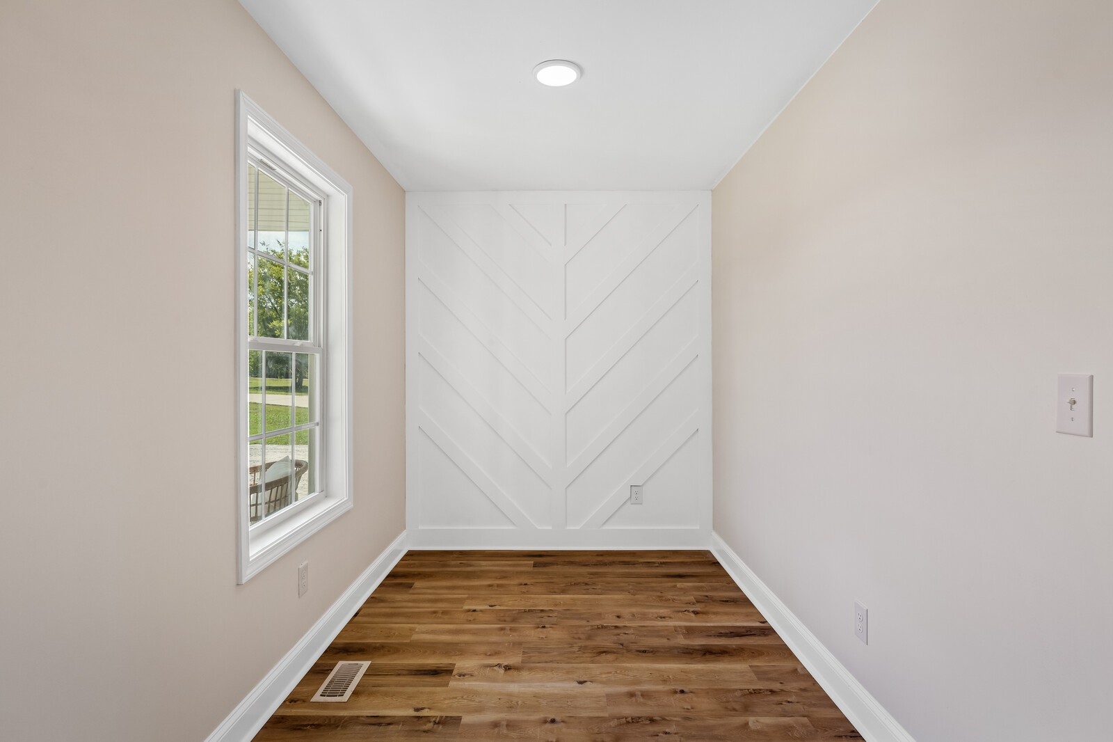 1592 Baker Road Smyrna, TN 37167 - Photo 6 of 36 Gallery Image 6