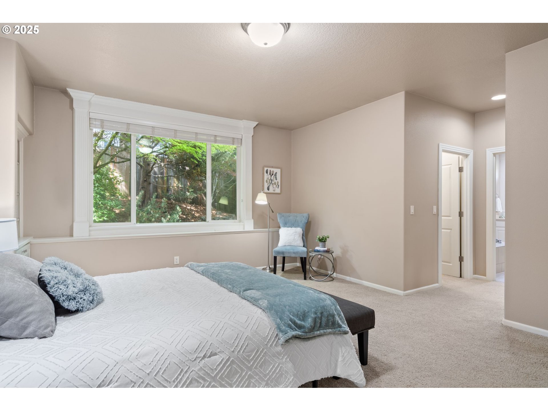 1925 Hall Street West Linn, OR 97068 - Photo 10 of 28 a bedroom with a bed and a window
