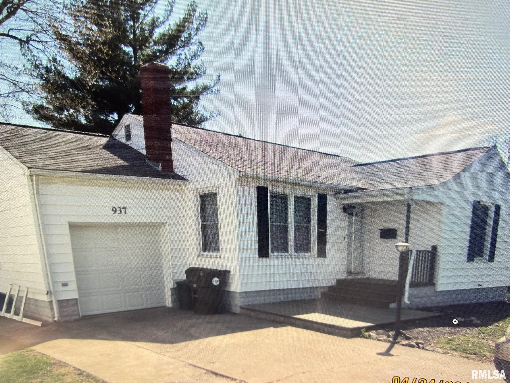 937 Edgehill Road Jacksonville, IL 62650 - Photo 1 of 1 Gallery Image 1