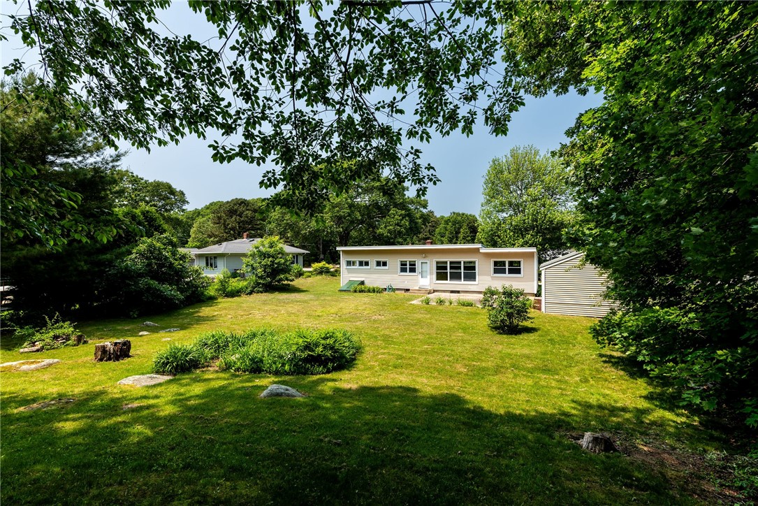 7 Stuart Street Westerly, RI 02891 - Photo 32 of 44