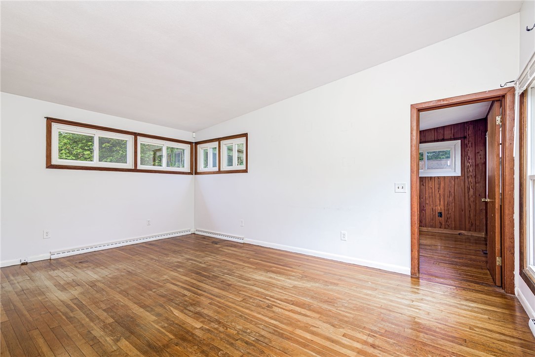 7 Stuart Street Westerly, RI 02891 - Photo 10 of 44
