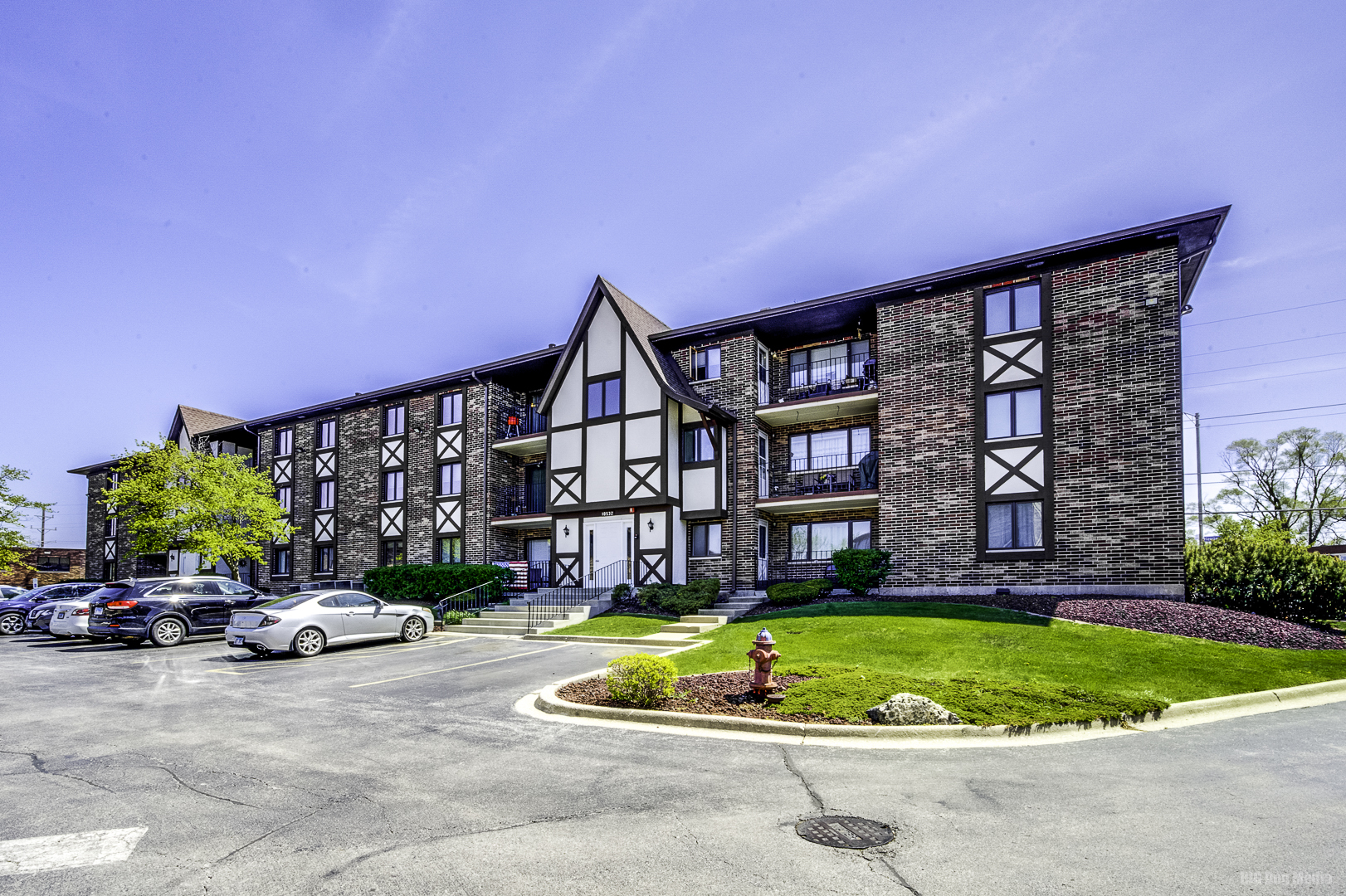 10532 Ridge Cove Drive, Unit 35A Chicago Ridge, IL 60415 - Photo 3 of 24 Gallery Image 3