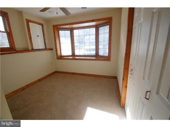 2215 Weir Road Aston, PA 19014 - Photo 12 of 25 Office / Study