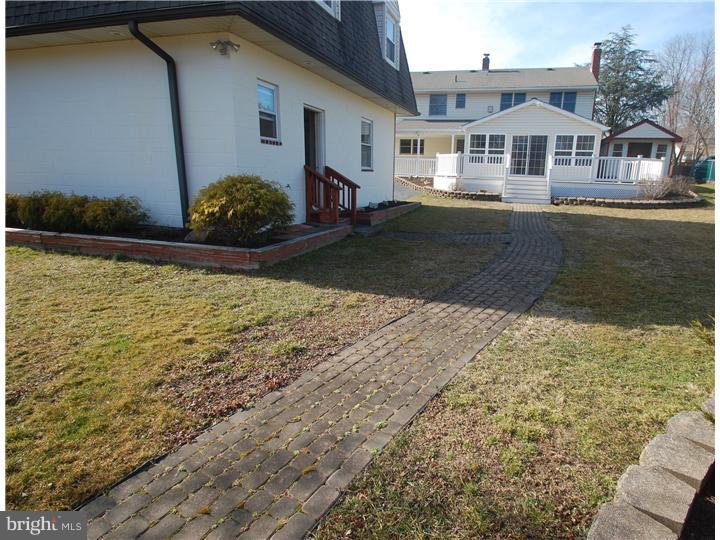2215 Weir Road Aston, PA 19014 - Photo 23 of 25 Back Yard