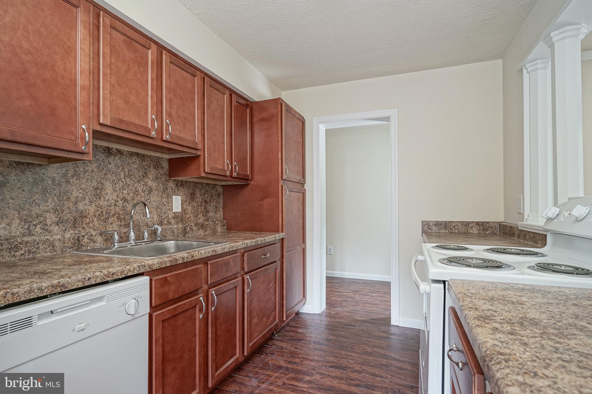 321 Balsam Road Williamstown, NJ 08094 - Photo 14 of 34 Gallery Image 14