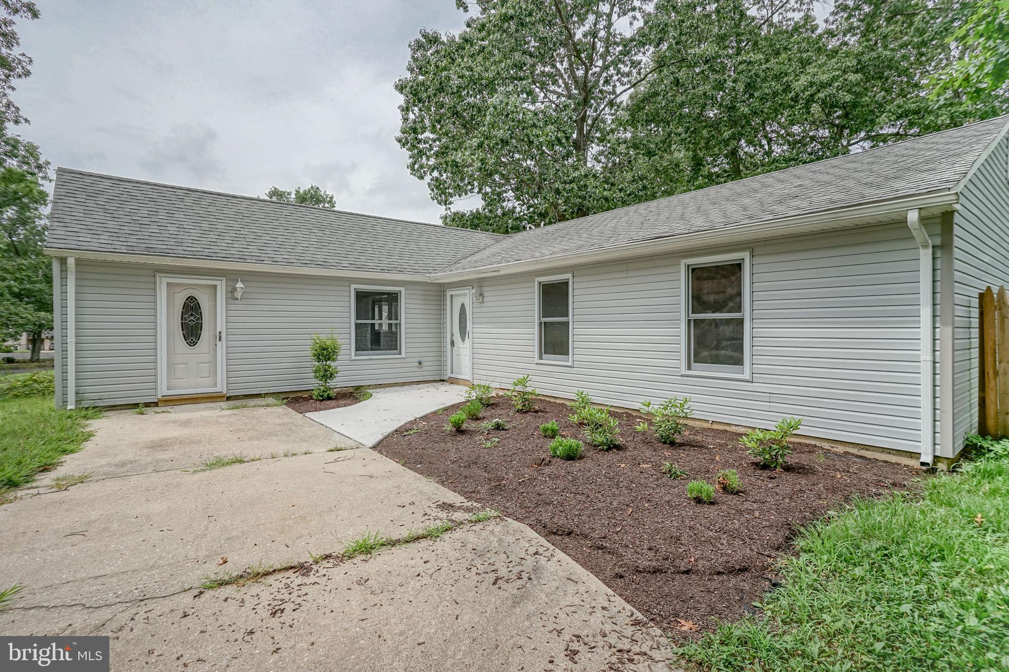 321 Balsam Road Williamstown, NJ 08094 - Photo 3 of 34 Gallery Image 3
