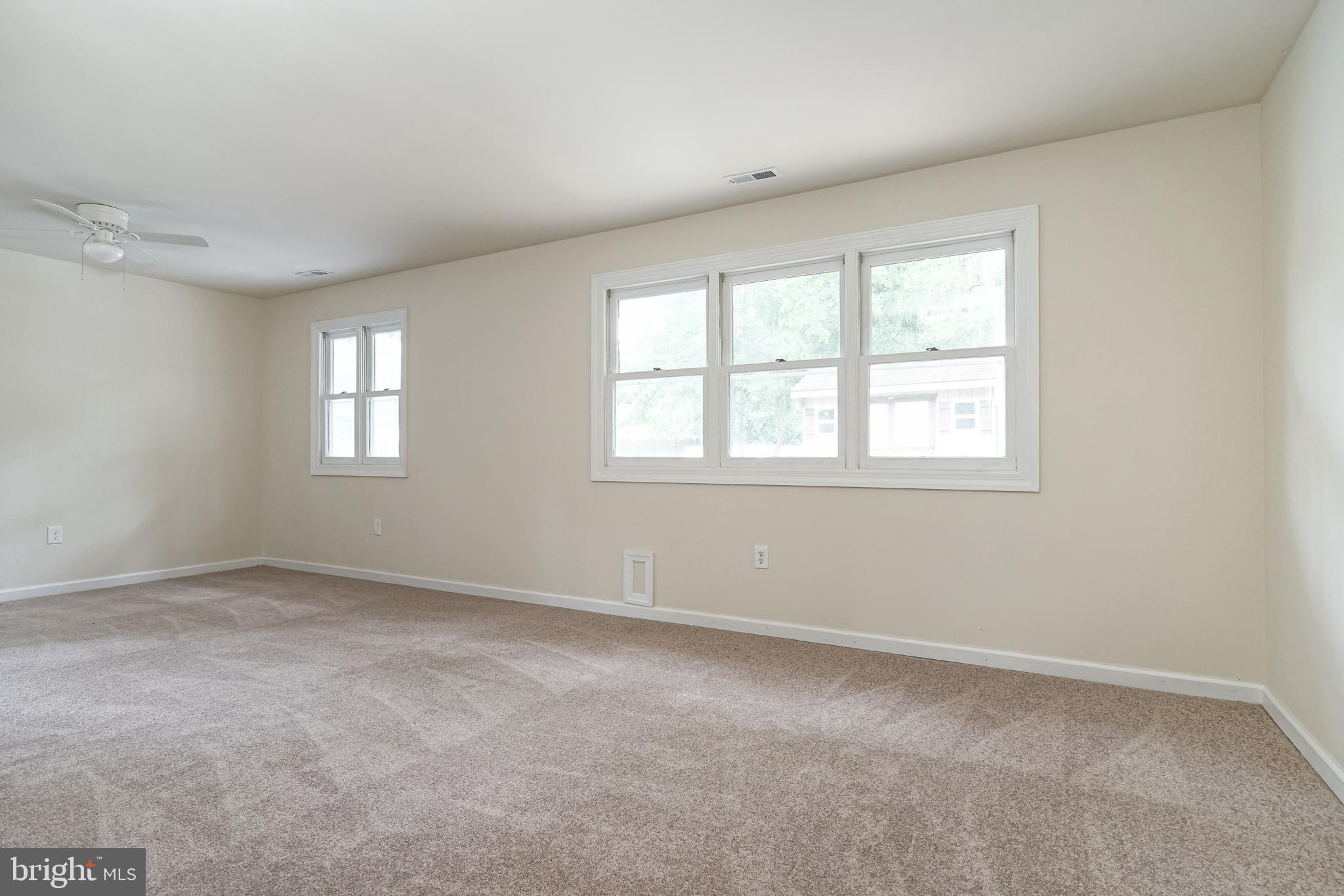 321 Balsam Road Williamstown, NJ 08094 - Photo 8 of 34 Gallery Image 8