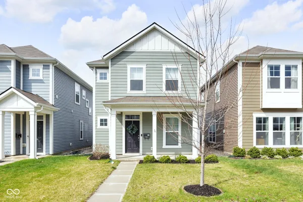 $345,000 | 2914 West New York Street, Indianapolis, IN 46222