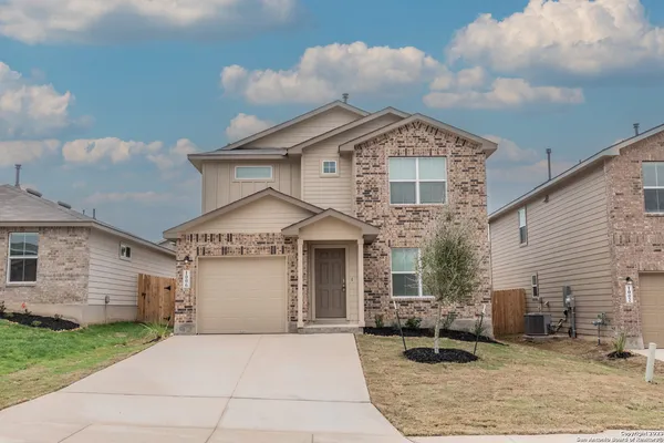 $1,745 | 1006 Western Whipbird, San Antonio, TX 78253