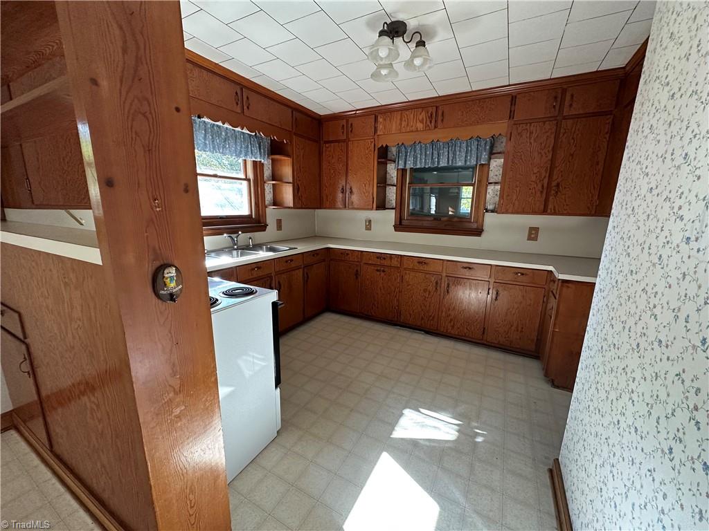 636 County Line Road Harmony, NC 28634 - Photo 24 of 35 Gallery Image 24