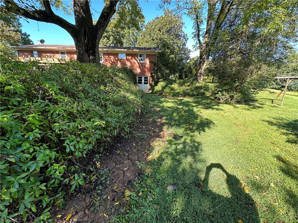636 County Line Road Harmony, NC 28634 - Photo 4 of 35 Gallery Image 4