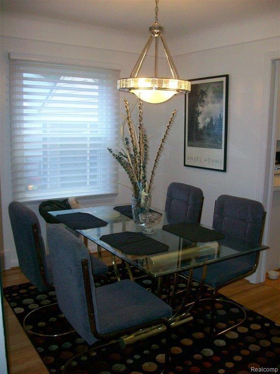 4333 Samoset Road Royal Oak, MI 48073 - Photo 7 of 18 006.JPG