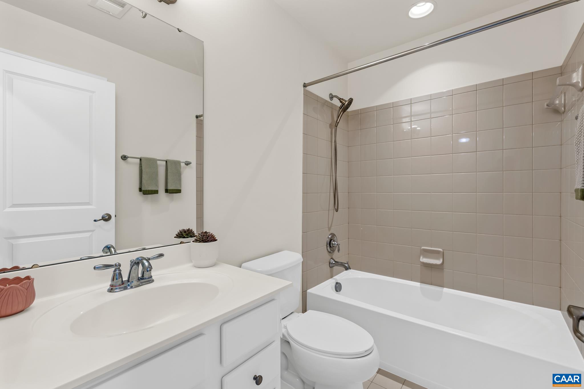 1690 Wickham Way Charlottesville, VA 22901 - Photo 34 of 50 Full Bath