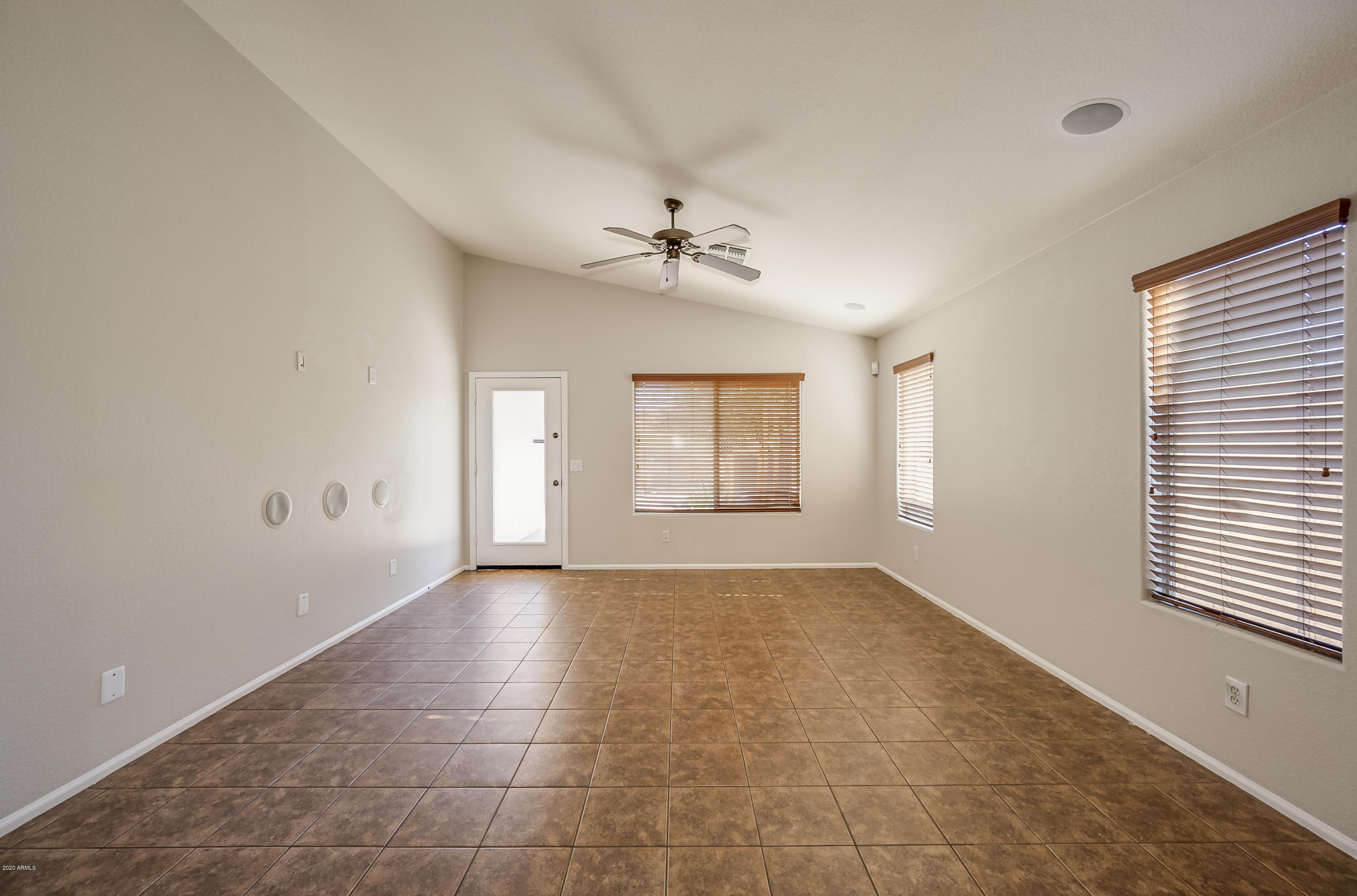 28627 North Nobel Road Phoenix, AZ 85085 - Photo 8 of 30 DSC_7539bvo-Edit